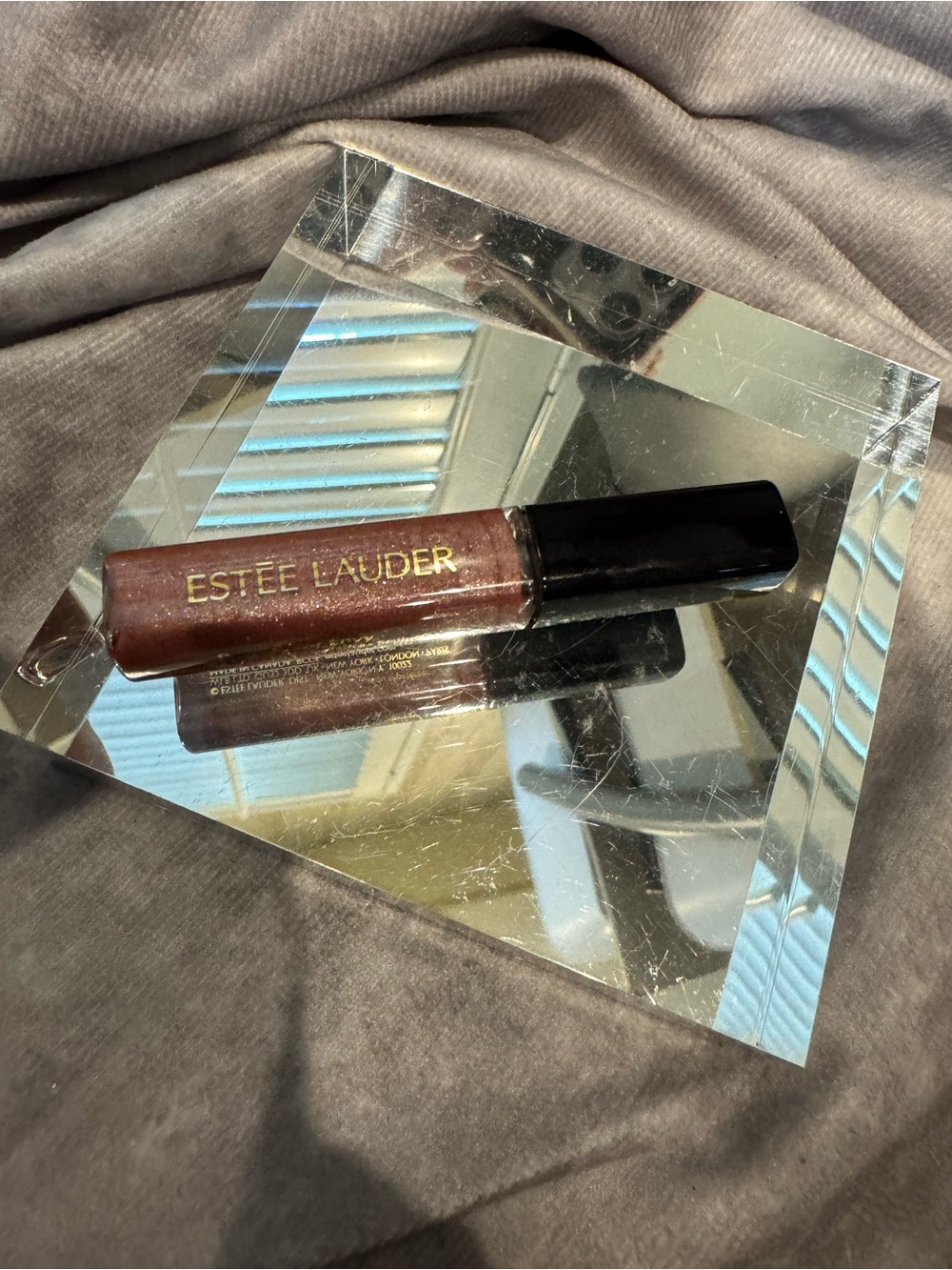Estee Lauder Lip Gloss in Shimmery Bloom Mini